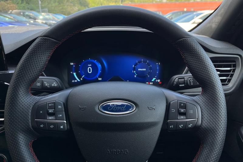 Used Ford Kuga 2023 for sale - 77672602: Photo 12