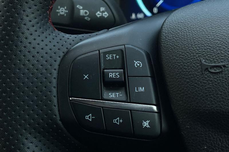 Used Ford Kuga 2023 for sale - 77672602: Photo 33