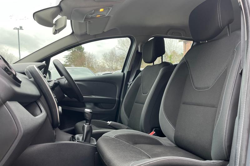 Used Renault Clio 2018 for sale - 77592822: Photo 19