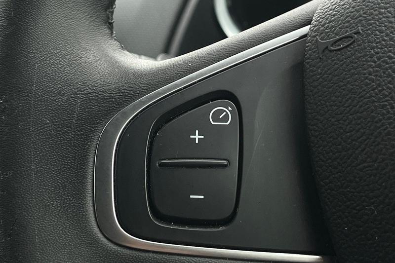 Used Renault Clio 2018 for sale - 77592822: Photo 31