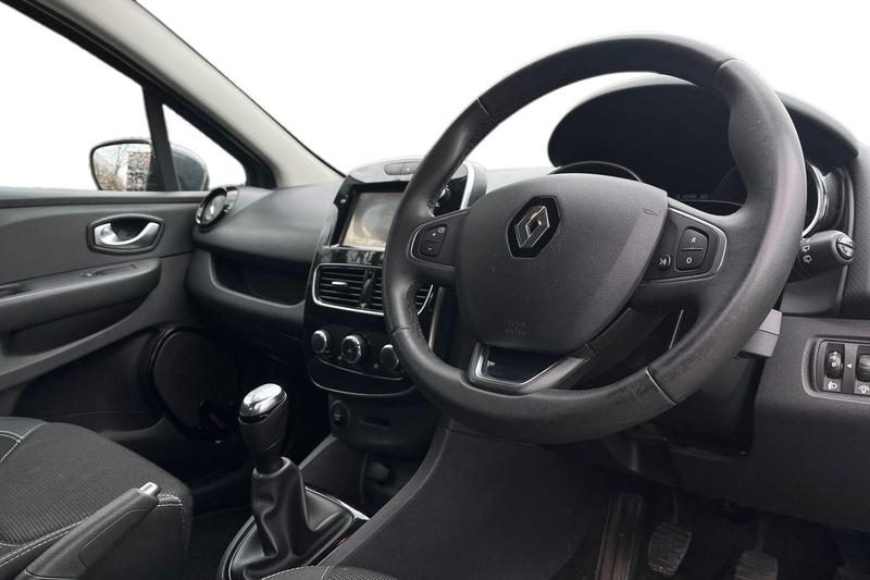 Used Renault Clio 2018 for sale - 77592822: Photo 9