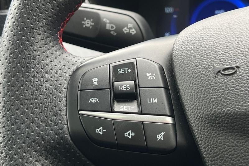 Used Ford Kuga 2022 for sale - 77989105: Photo 36