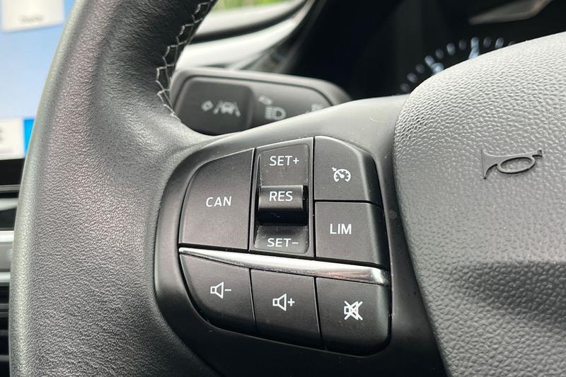 Used Ford Fiesta 2018 for sale - 76500665: Photo 33