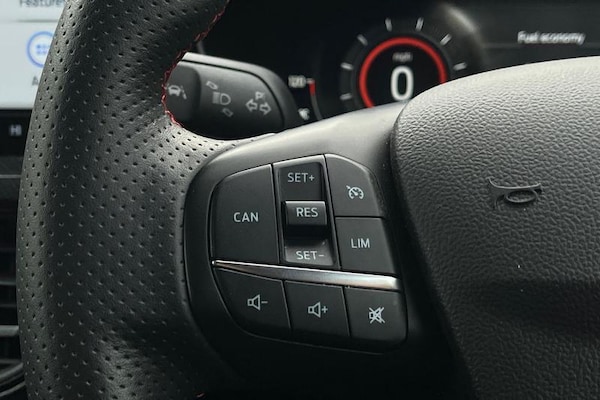 Used Ford Focus 2023 for sale - 76265985: Photo 34