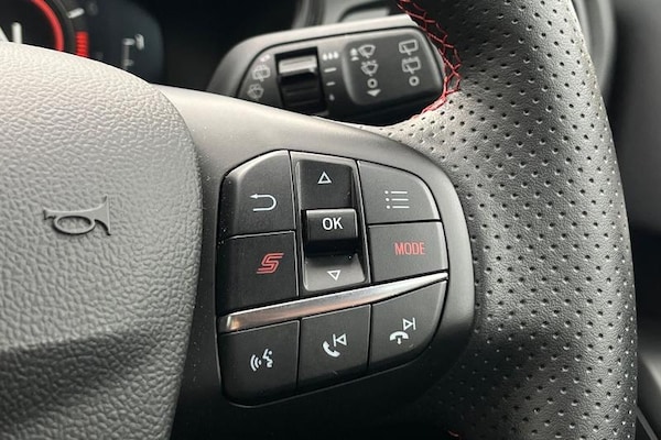 Used Ford Focus 2023 for sale - 76265985: Photo 35