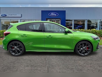Used Ford Focus 2023 for sale - 76265985: Photo 3