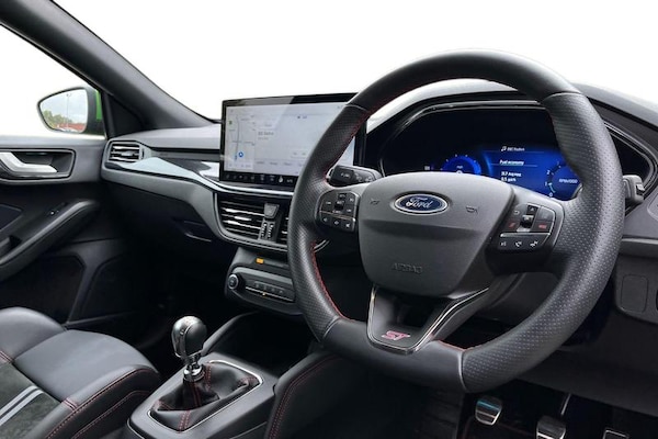 Used Ford Focus 2023 for sale - 76265985: Photo 9