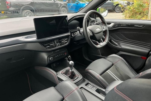 Used Ford Focus 2023 for sale - 76296787: Photo 18
