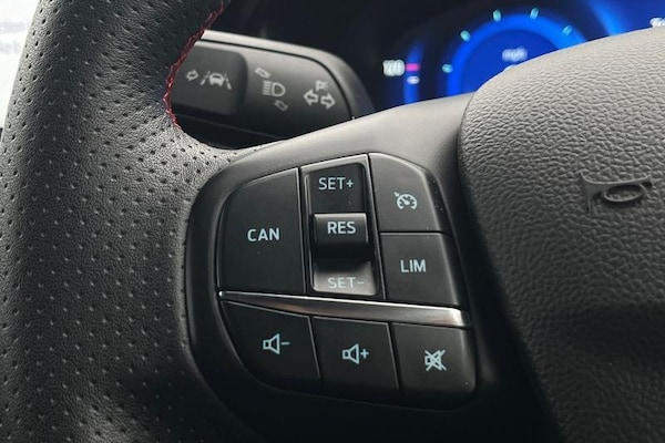 Used Ford Focus 2023 for sale - 76296787: Photo 37