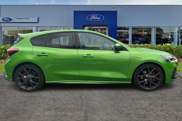 Used Ford Focus 2023 for sale - 76296787: Photo 3