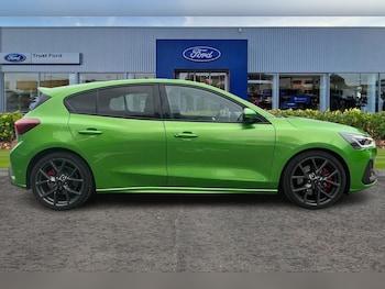 Used Ford Focus 2023 for sale - 76296787: Photo 3