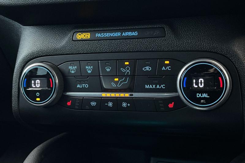 Used Ford Focus 2021 for sale - 76690841: Photo 31