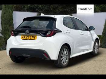 Used Toyota Yaris 2023 for sale - 75308862: Photo