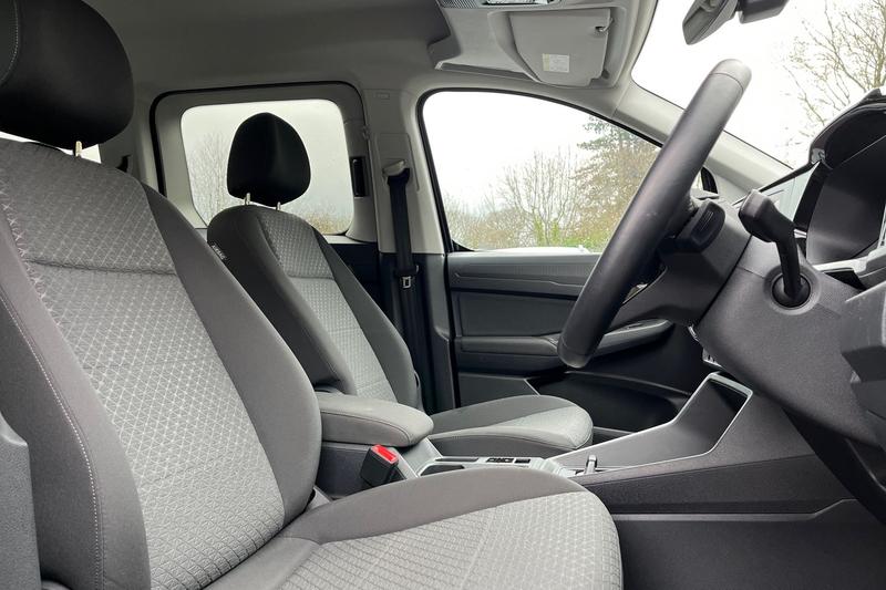 Used Ford Tourneo Connect 2024 for sale - 77152003: Photo 17