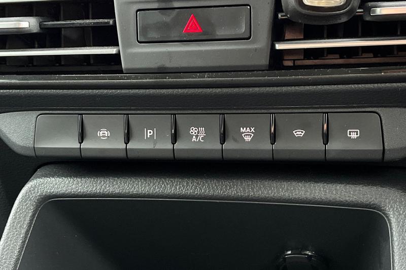 Used Ford Tourneo Connect 2024 for sale - 77152003: Photo 31