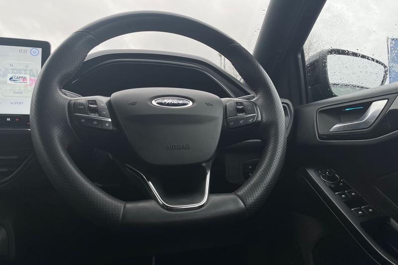 Used Ford Focus 2022 for sale - 76931309: Photo 12