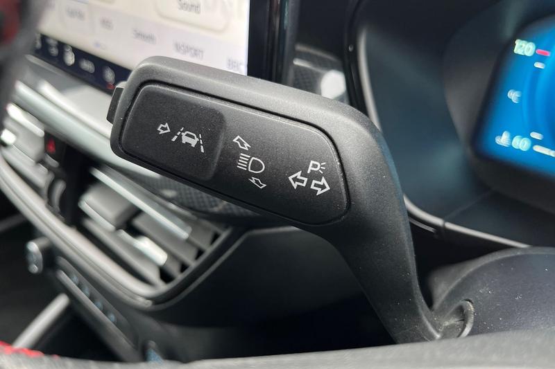 Used Ford Focus 2022 for sale - 76931309: Photo 14