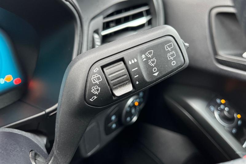 Used Ford Focus 2022 for sale - 76931309: Photo 15