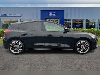 Used Ford Focus 2022 for sale - 76931309: Photo