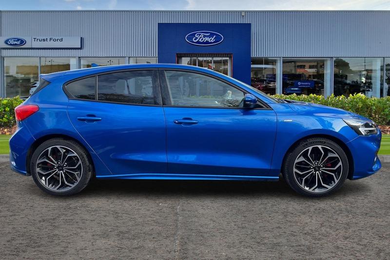 Used Ford Focus 2022 for sale - 76394237: Photo 3