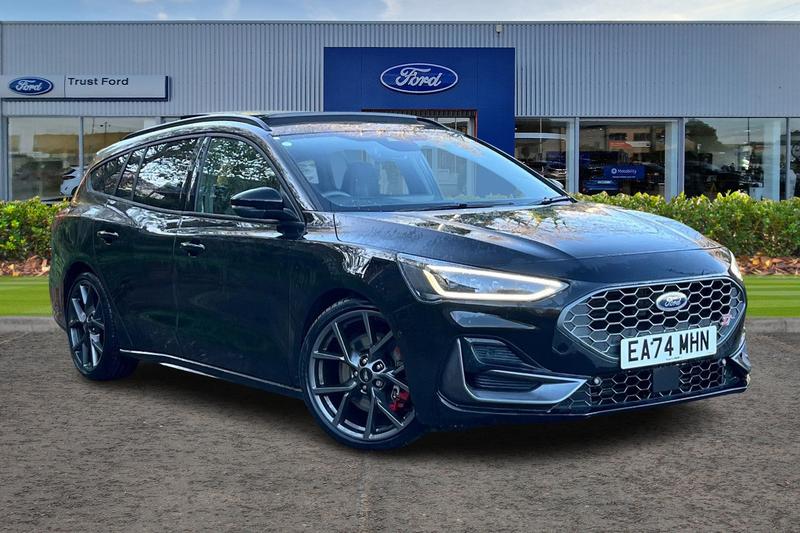 Used Ford Focus 2024 for sale - 76641042: Photo 1