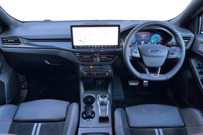 Used Ford Focus 2024 for sale - 76641042: Photo 10