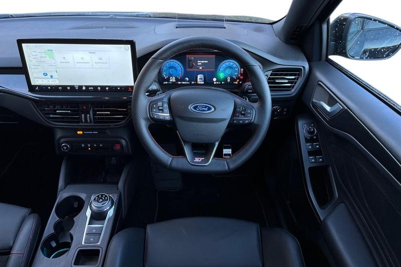 Used Ford Focus 2024 for sale - 76641042: Photo 11