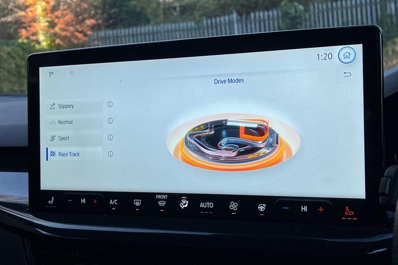 Used Ford Focus 2024 for sale - 76641042: Photo 29