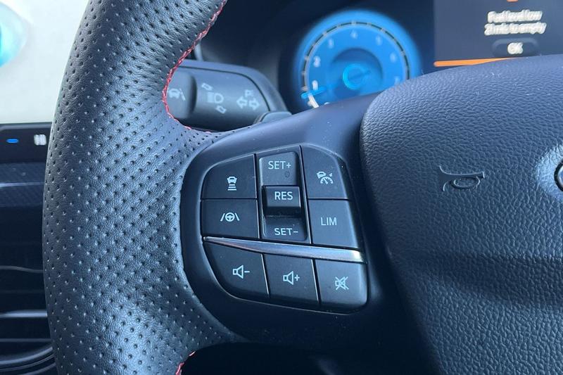 Used Ford Focus 2024 for sale - 76641042: Photo 37