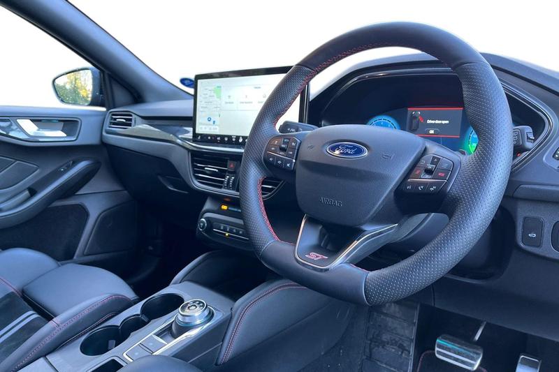 Used Ford Focus 2024 for sale - 76641042: Photo 9