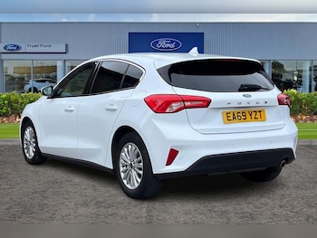 Used Ford Focus 2019 for sale - 76196681: Photo 2