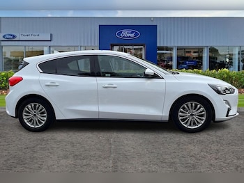 Used Ford Focus 2019 for sale - 76196681: Photo 3