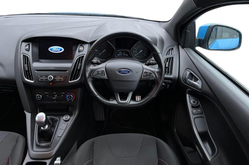 Used Ford Focus 2017 for sale - 77427319: Photo 11