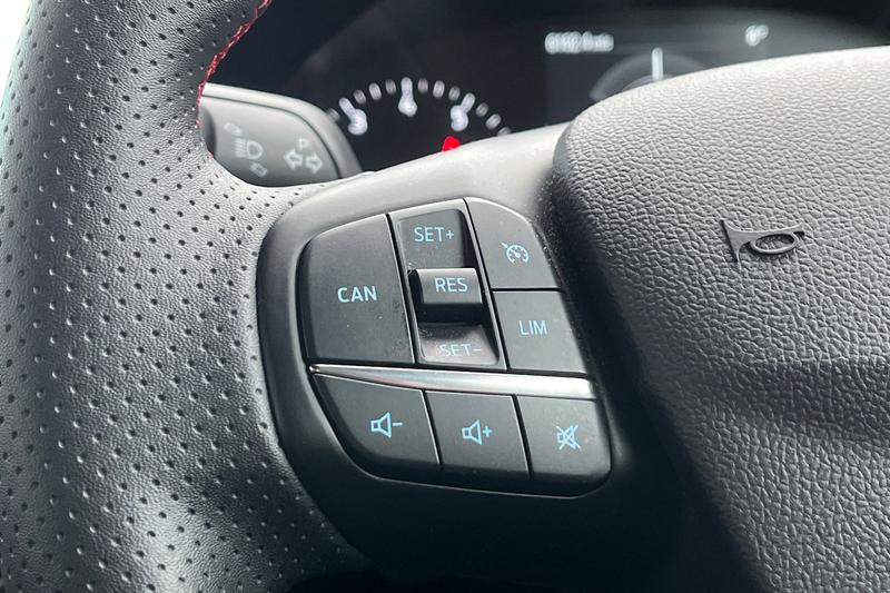 Used Ford Focus 2025 for sale - 76545358: Photo 34