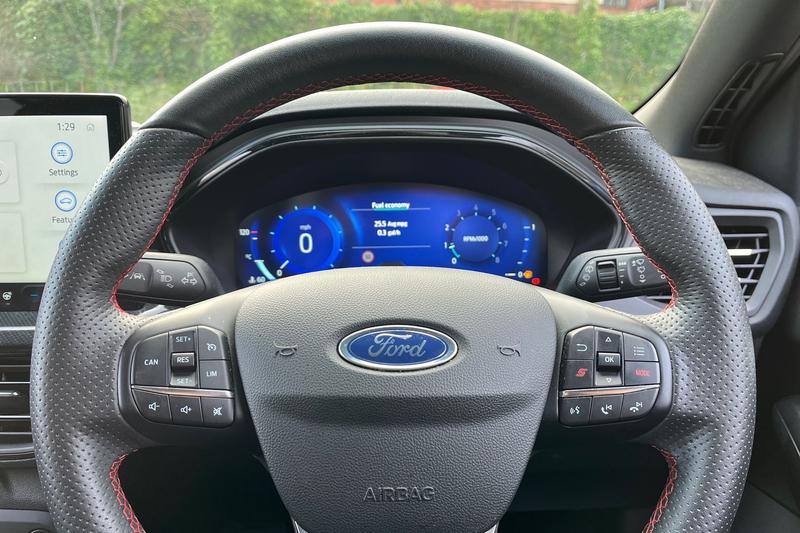 Used Ford Focus 2023 for sale - 77176419: Photo 12