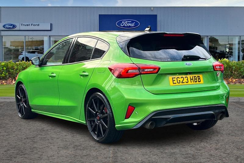 Used Ford Focus 2023 for sale - 77176419: Photo 2