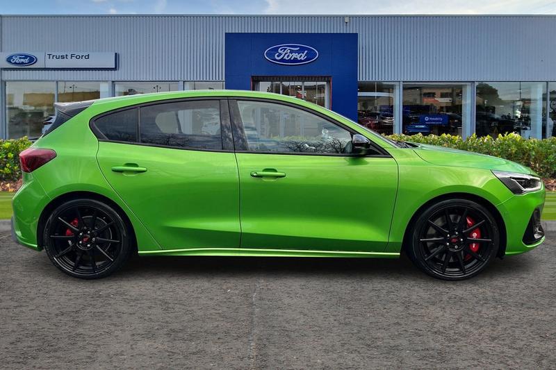 Used Ford Focus 2023 for sale - 77176419: Photo 3