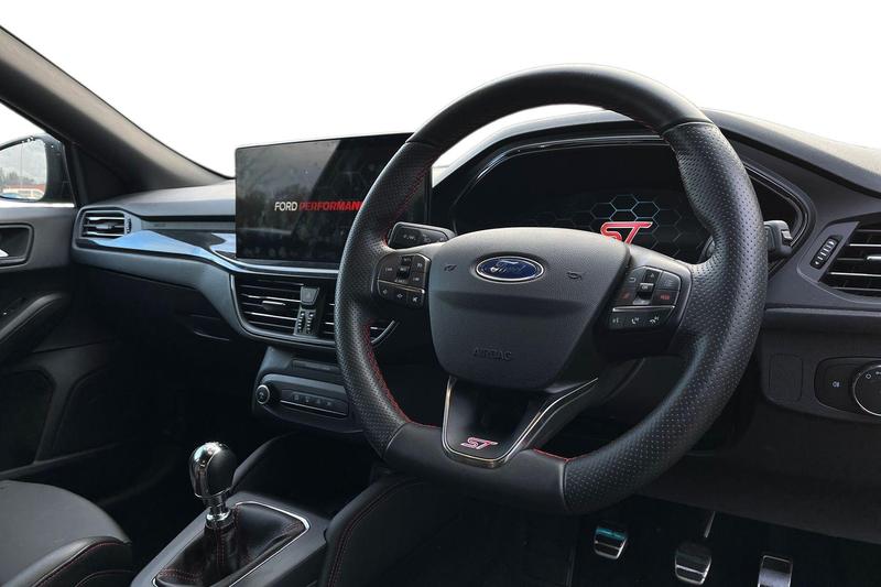 Used Ford Focus 2023 for sale - 77176419: Photo 9