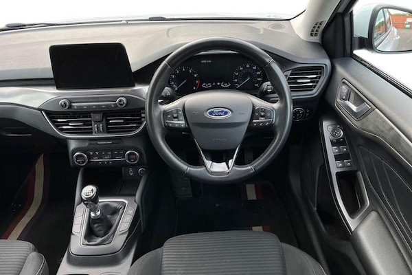Used Ford Focus 2018 for sale - 76332602: Photo 11
