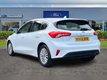 Used Ford Focus 2018 for sale - 76332602: Photo 2