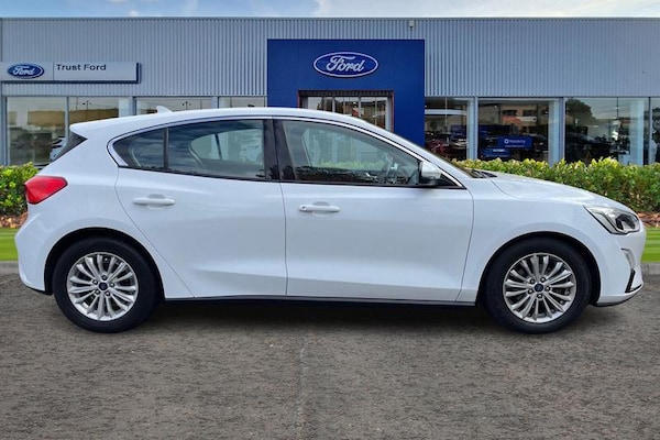 Used Ford Focus 2018 for sale - 76332602: Photo 3