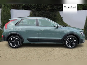 Used Kia Niro 2024 for sale - 76196510: Photo
