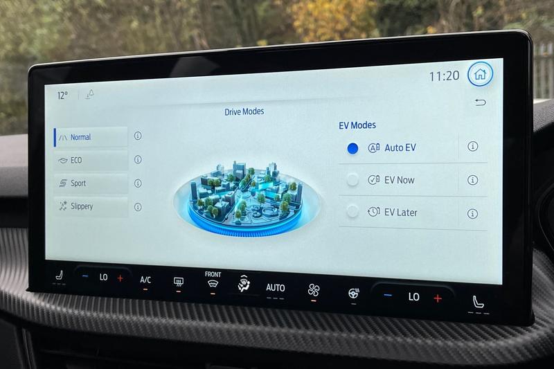 Used Ford Kuga 2025 for sale - 76557413: Photo 29