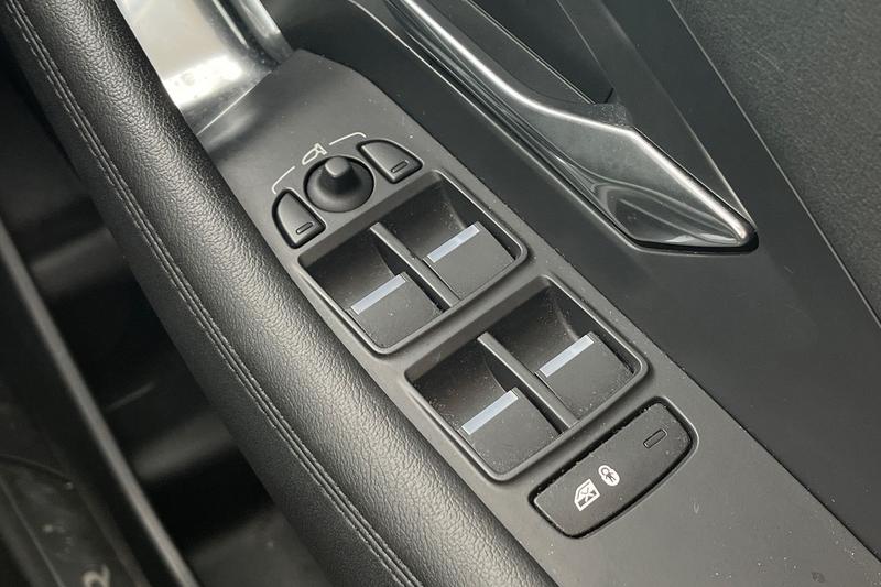 Used Jaguar E-Pace 2019 for sale - 78067587: Photo 16