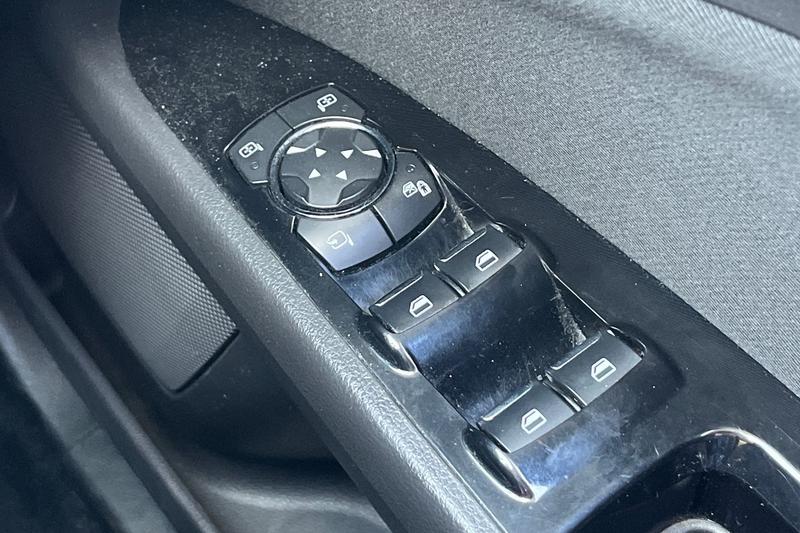 Used Ford Mondeo 2016 for sale - 78109428: Photo 16