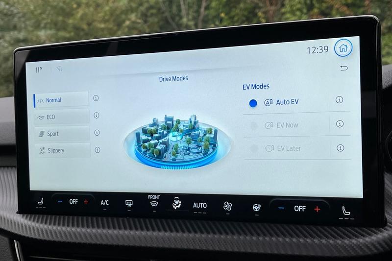 Used Ford Kuga 2025 for sale - 76557415: Photo 29