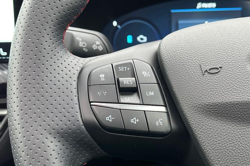 Used Ford Kuga 2025 for sale - 76557415: Photo 36