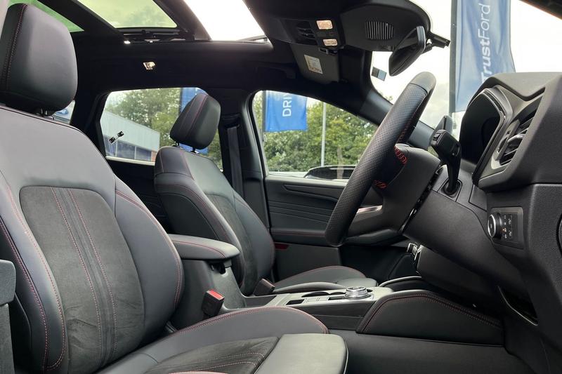 Used Ford Kuga 2024 for sale - 76302743: Photo 17