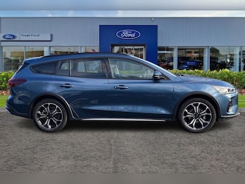 Used Ford Focus 2024 for sale - 76480406: Photo