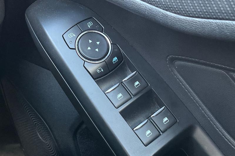 Used Ford Focus 2020 for sale - 78042943: Photo 16